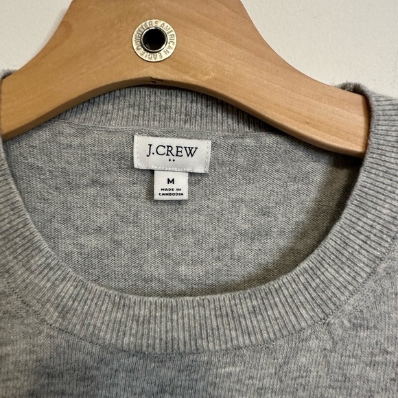 Women’s J Crew Factory Wool blend grey sweater. So soft.... - Picture 3 of 6